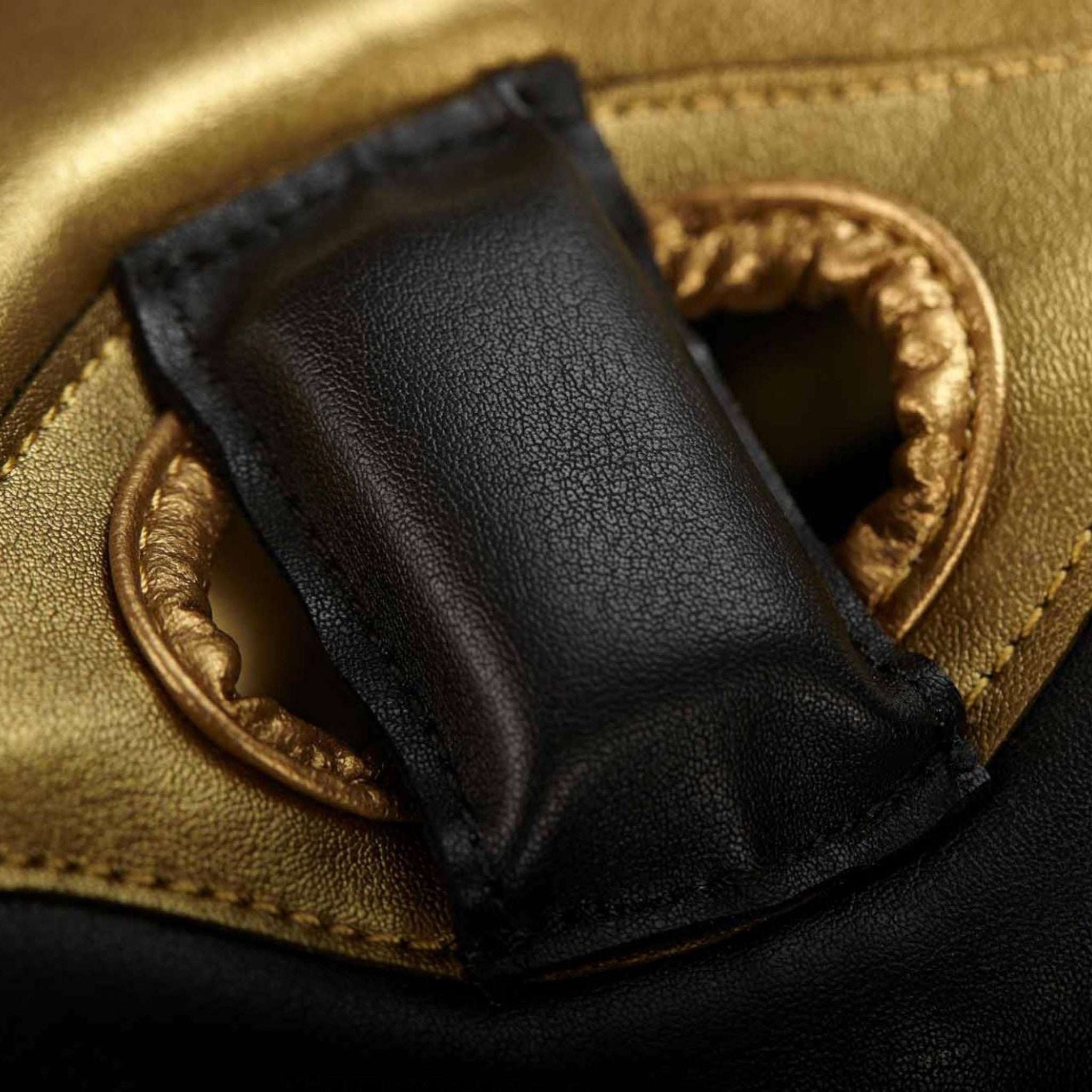 ADIDAS Kopfschutz, Speed Pro in Schwarz / Gold