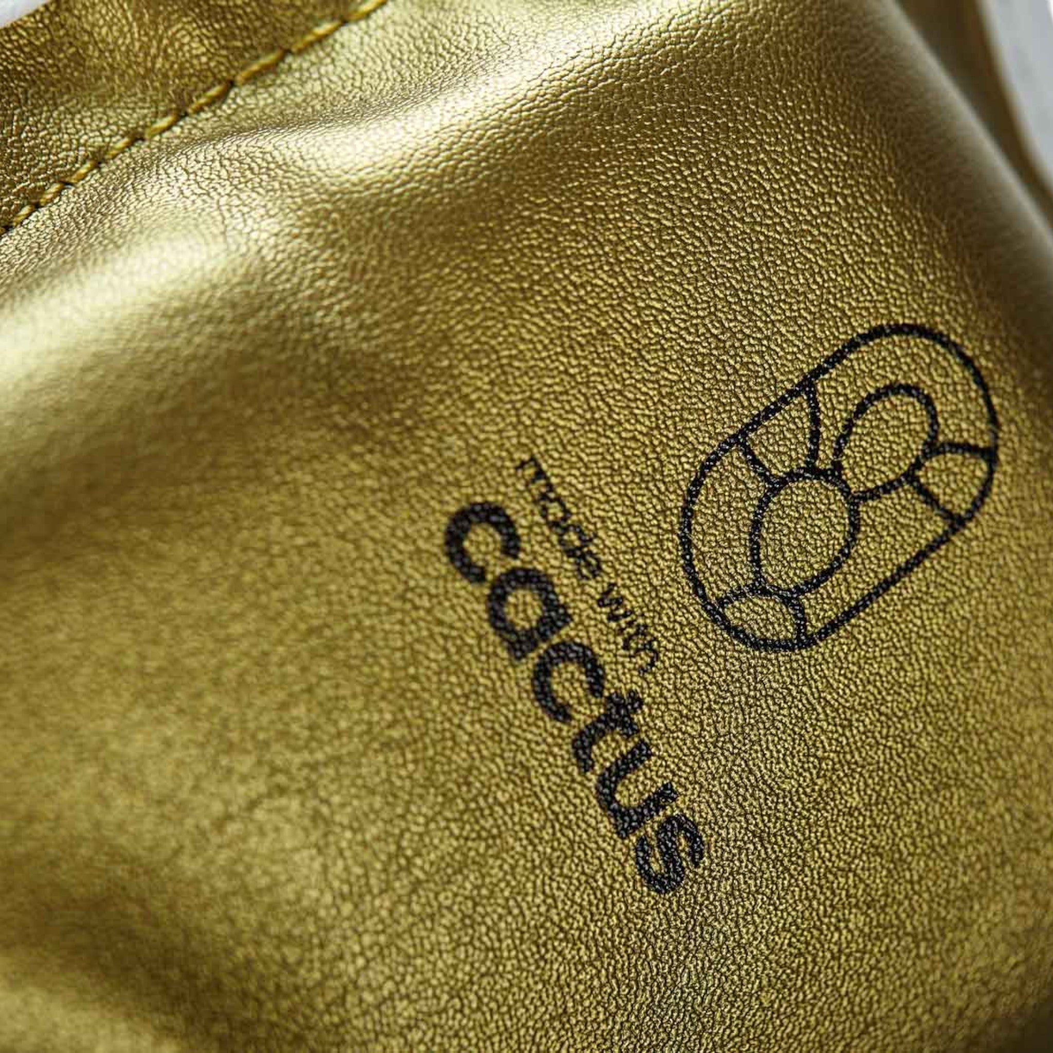 ADIDAS Kopfschutz, Speed Pro in Weiß / Gold