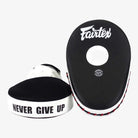 FAIRTEX Boxpratzen, FMV13 in Schwarz / Weiß