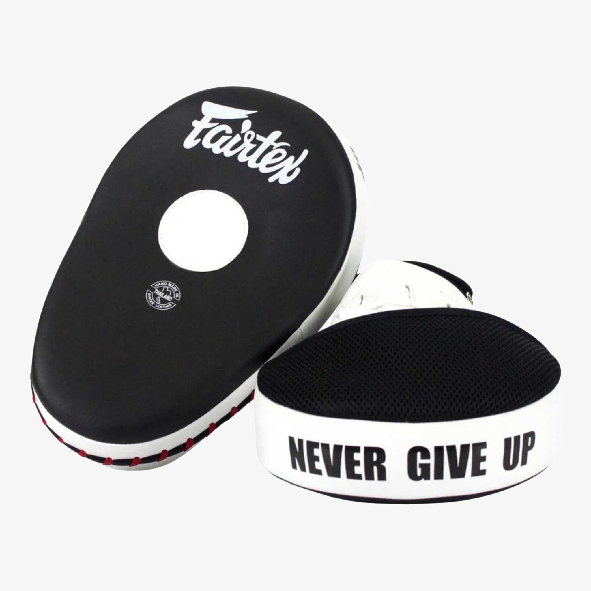 FAIRTEX Boxpratzen, FMV13 in Schwarz / Weiß