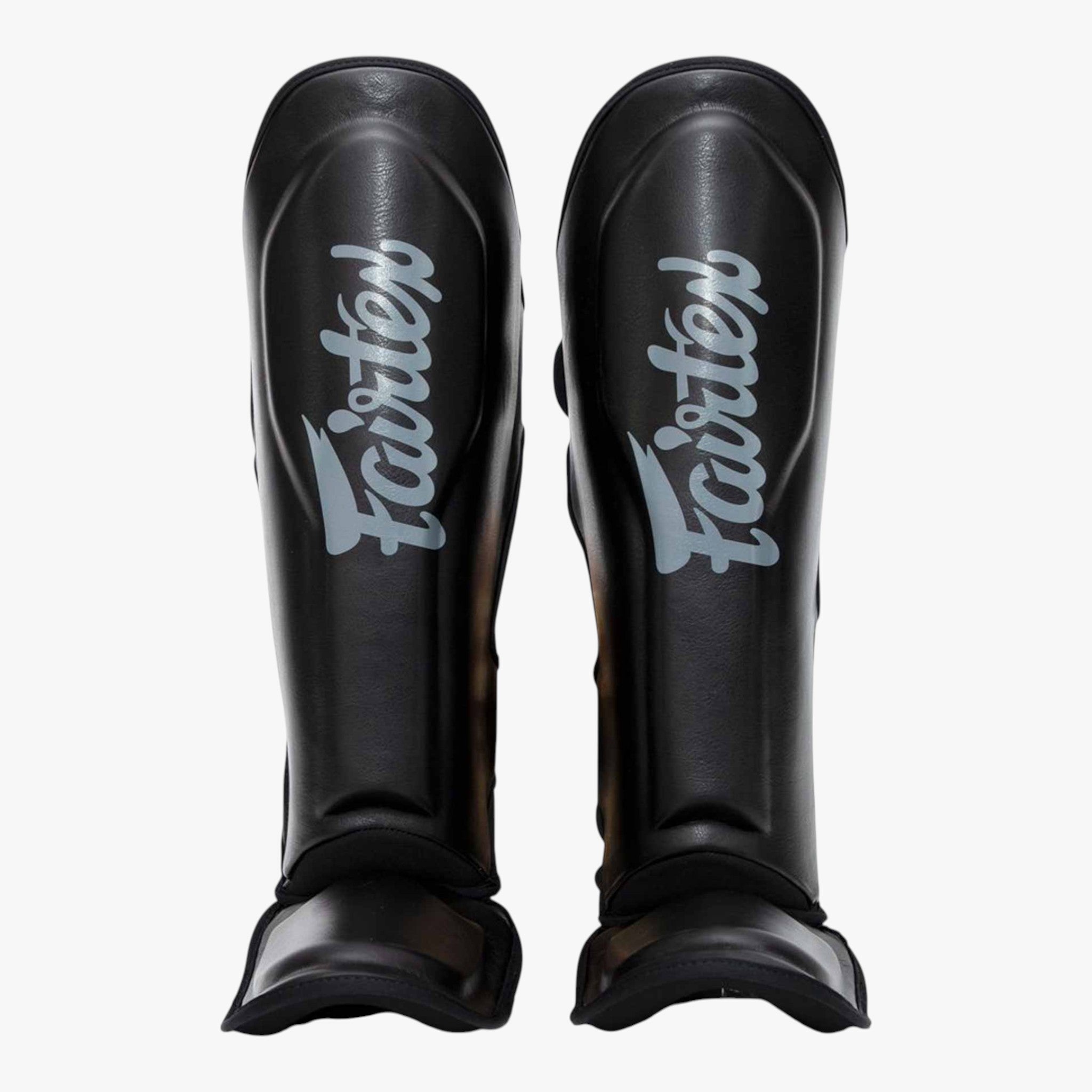 FAIRTEX X BOOSTER Schienbeinschoner in Schwarz