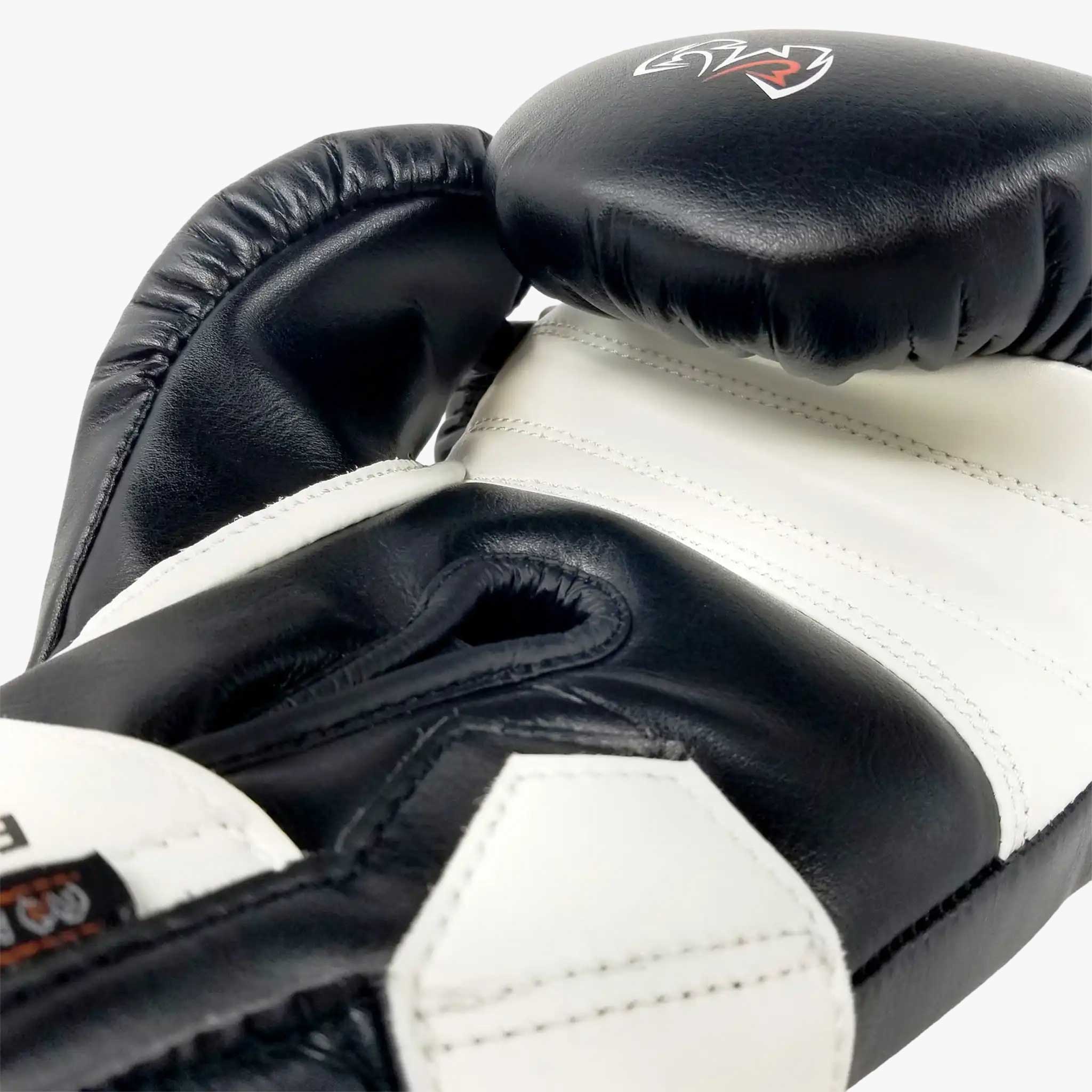 RIVAL Boxhandschuhe, RS2V 2.0 in Schwarz