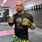 PHANTOM ATHLETICS Boxhandschuhe, Muay Thai Schwarz / Gold / 16 oz